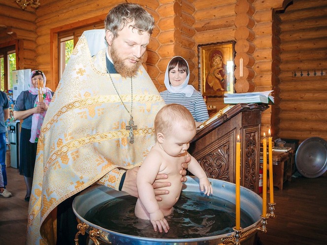Видеоопреатор на крещение в Ростове-на-Дону